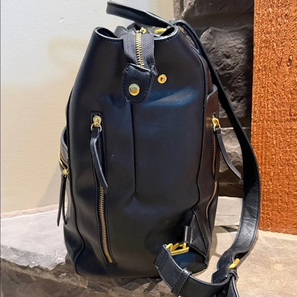 Fawn Design sleek black